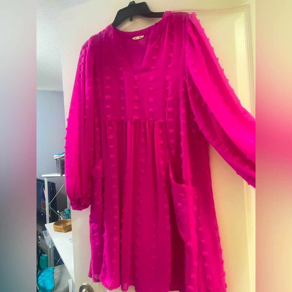 JodiFL dress
Pink
Size: S
Never been worn